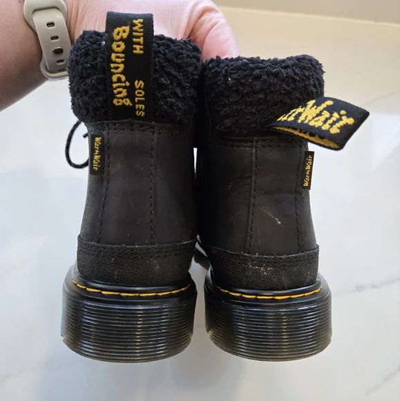 Black Dr. MARTENS kids size 3 - Picture 8 of 12
